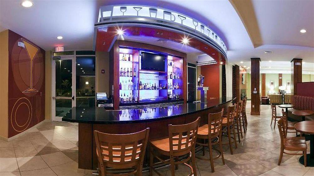 Holiday Inn Winchester Southeast-Historic Gateway By Ihg Bagian luar foto